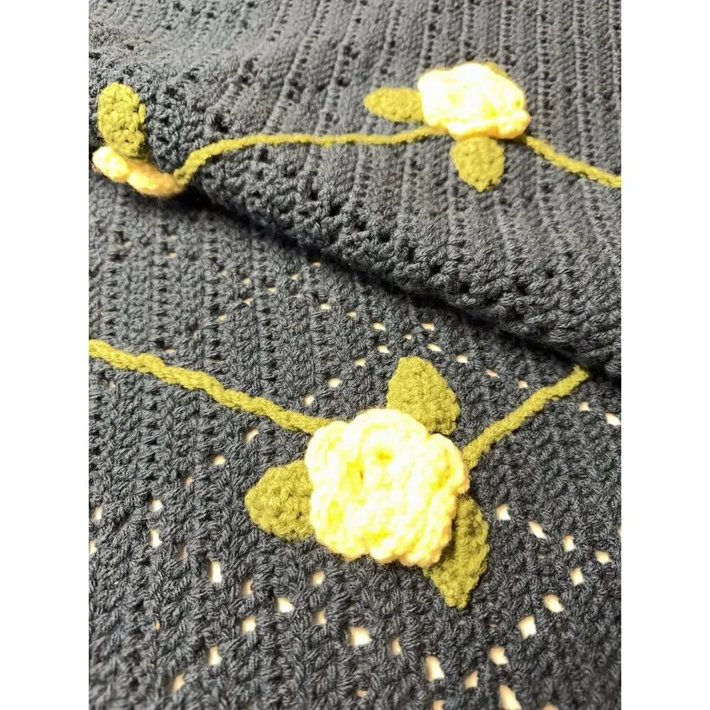 Vintage Crochet Floral Afghan Throw Blue Yellow Flowers 57x67 Cottagecore‎